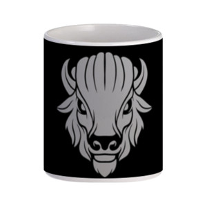 Mug kepala bison marah putih